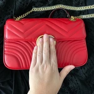 GG red marmont shoulder bag